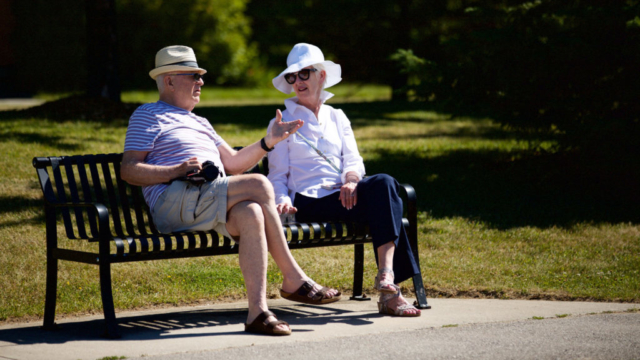seniors-lloyd-robertson-park